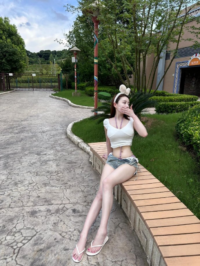 深海 封面